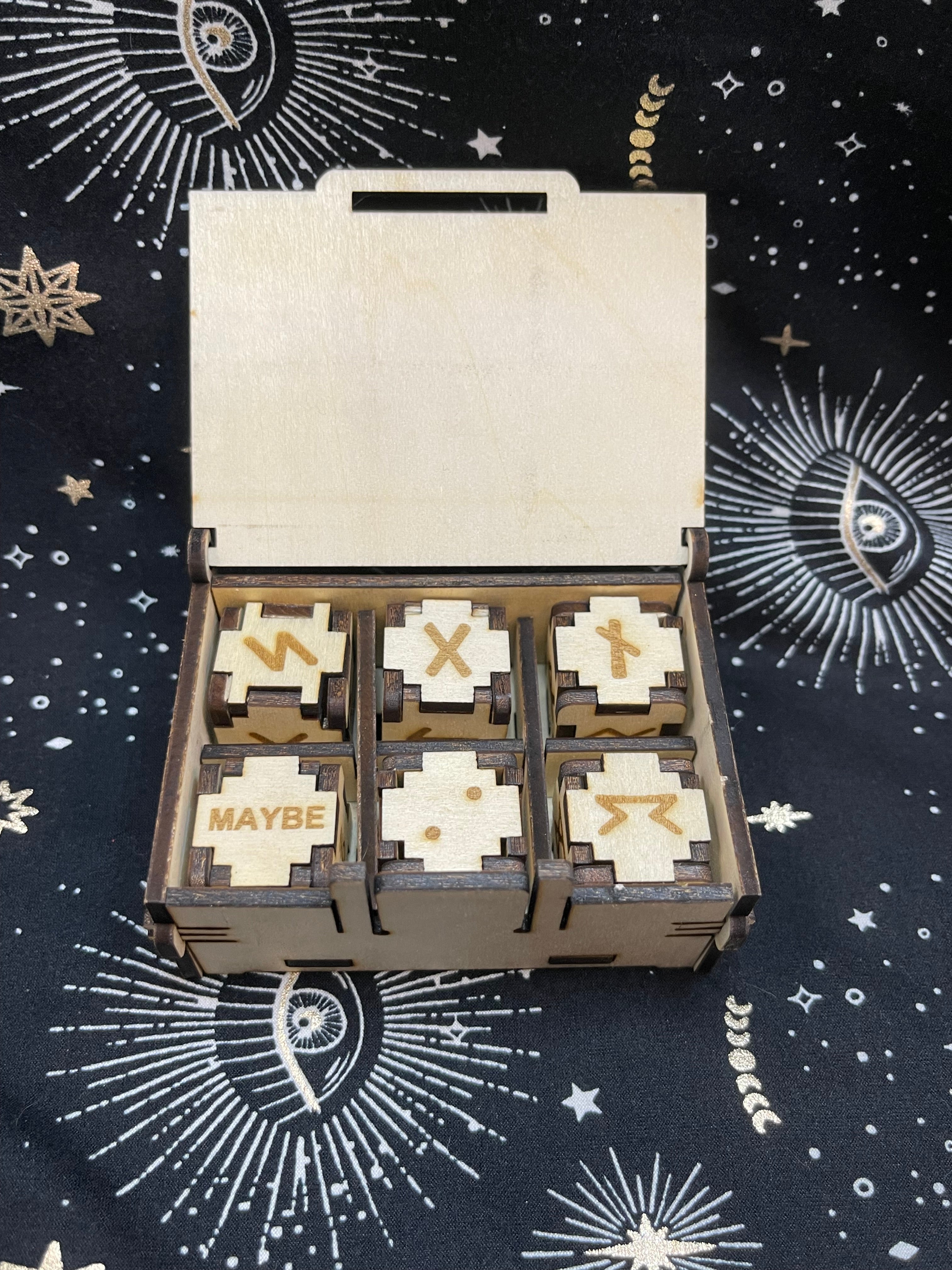 Wooden Rune Dice With Storage Box