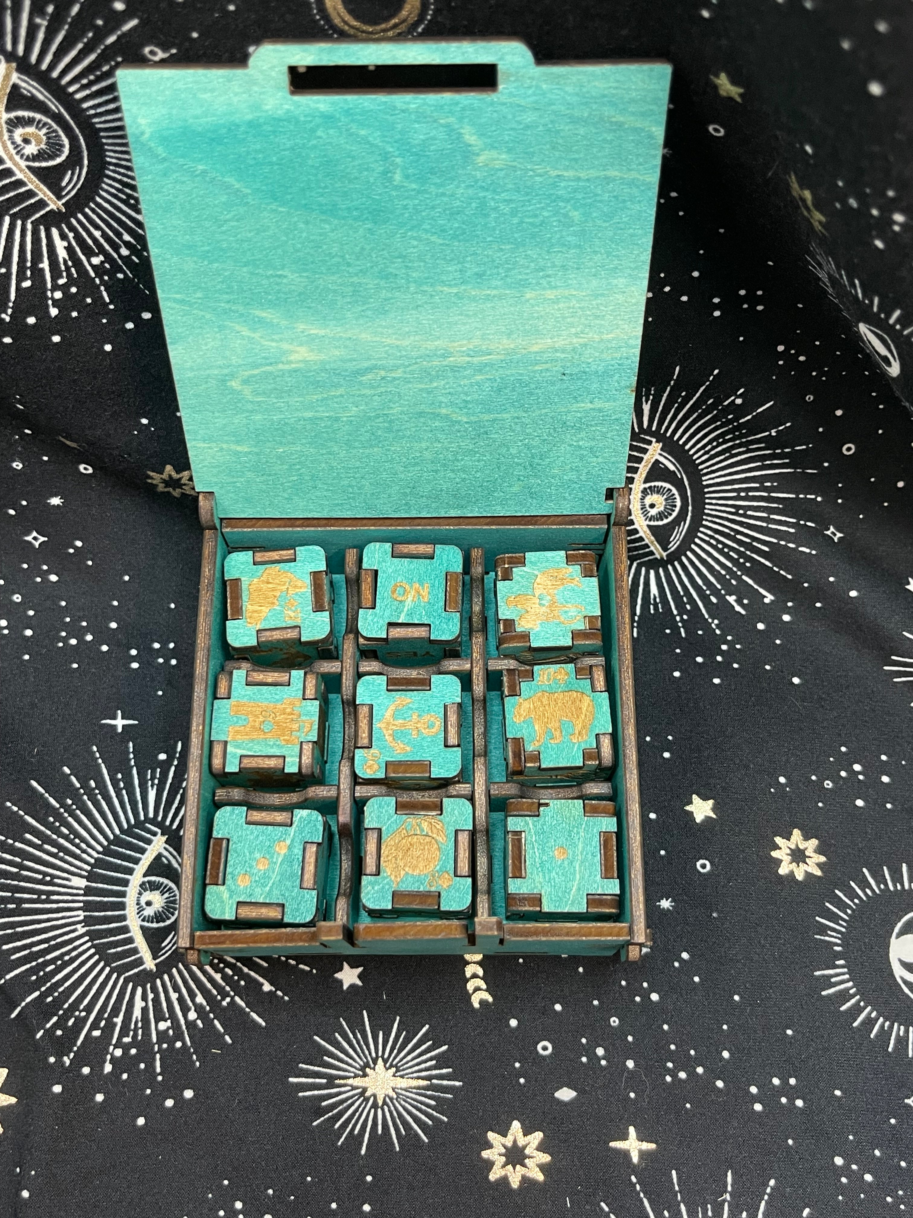 Lenormand Divination Dice With Storage Box