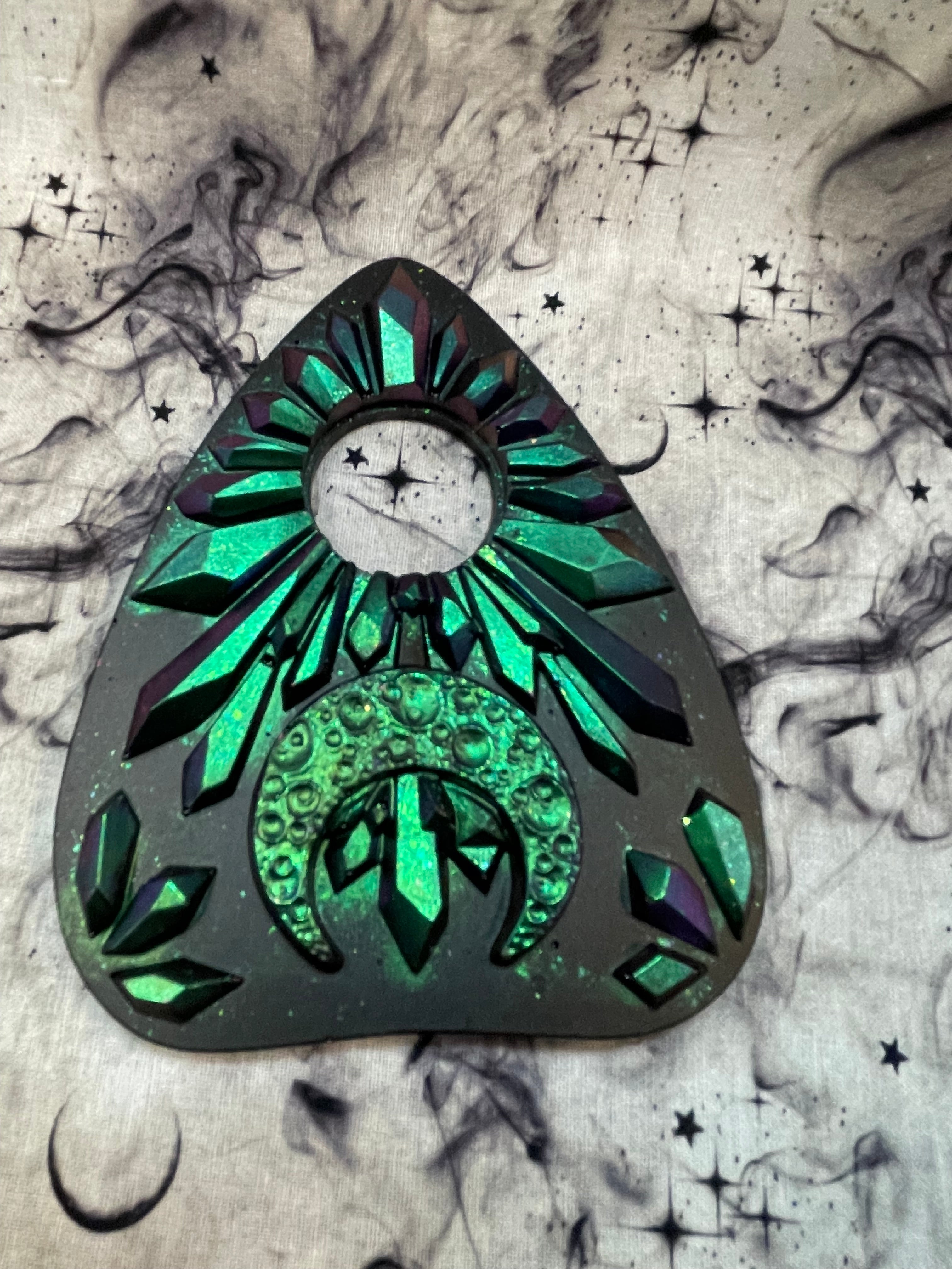 Planchette Crystal Holder