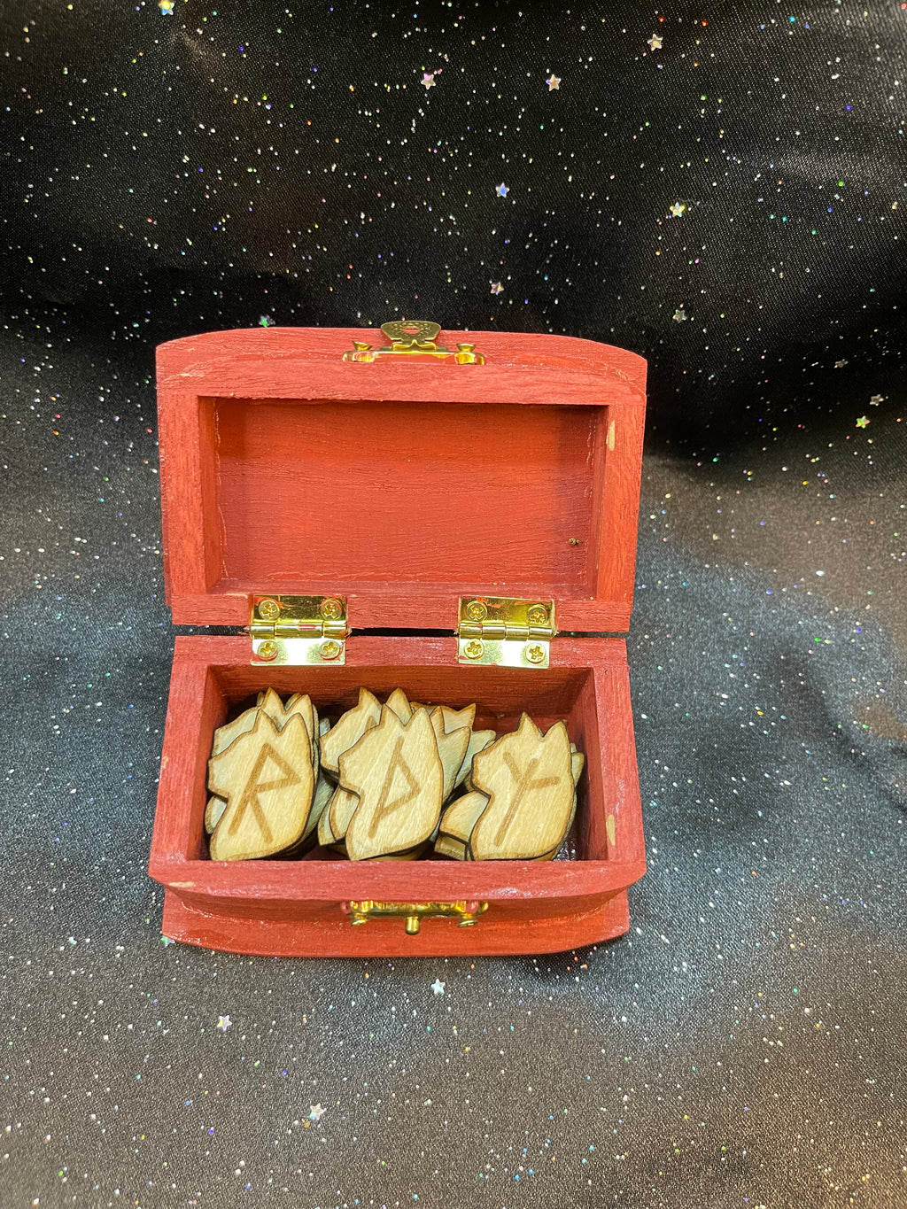 Wooden Cat Silhouette Runes With Box