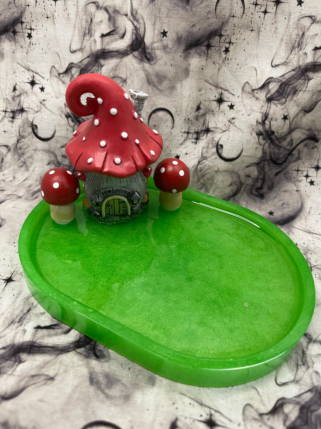 Resin Trays With Figurines