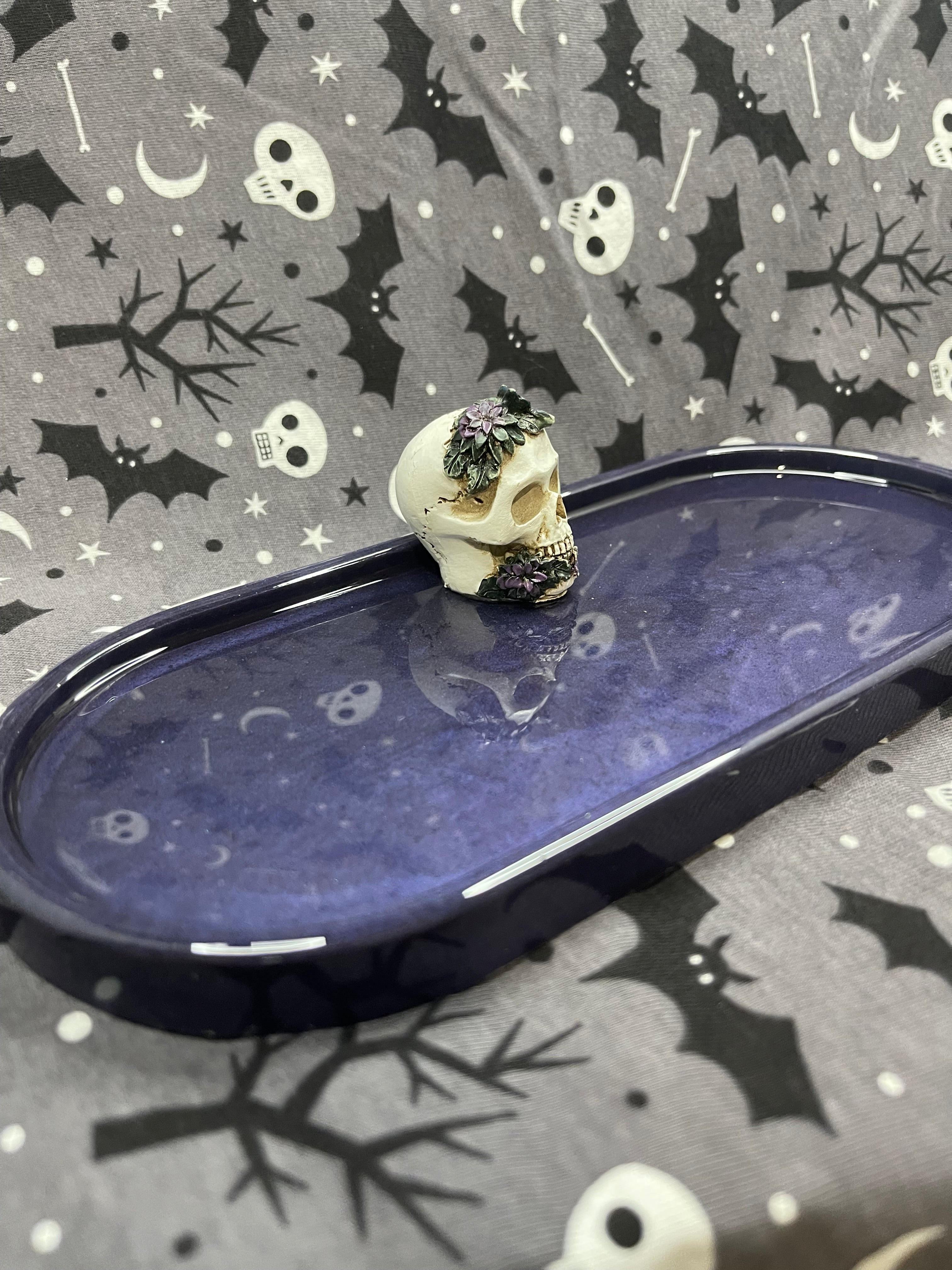Resin Trays With Figurines